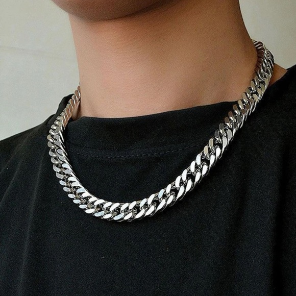 NEW Bulk Stainless Steel Minimalistic Modern Necklace - Picture 1 of 6